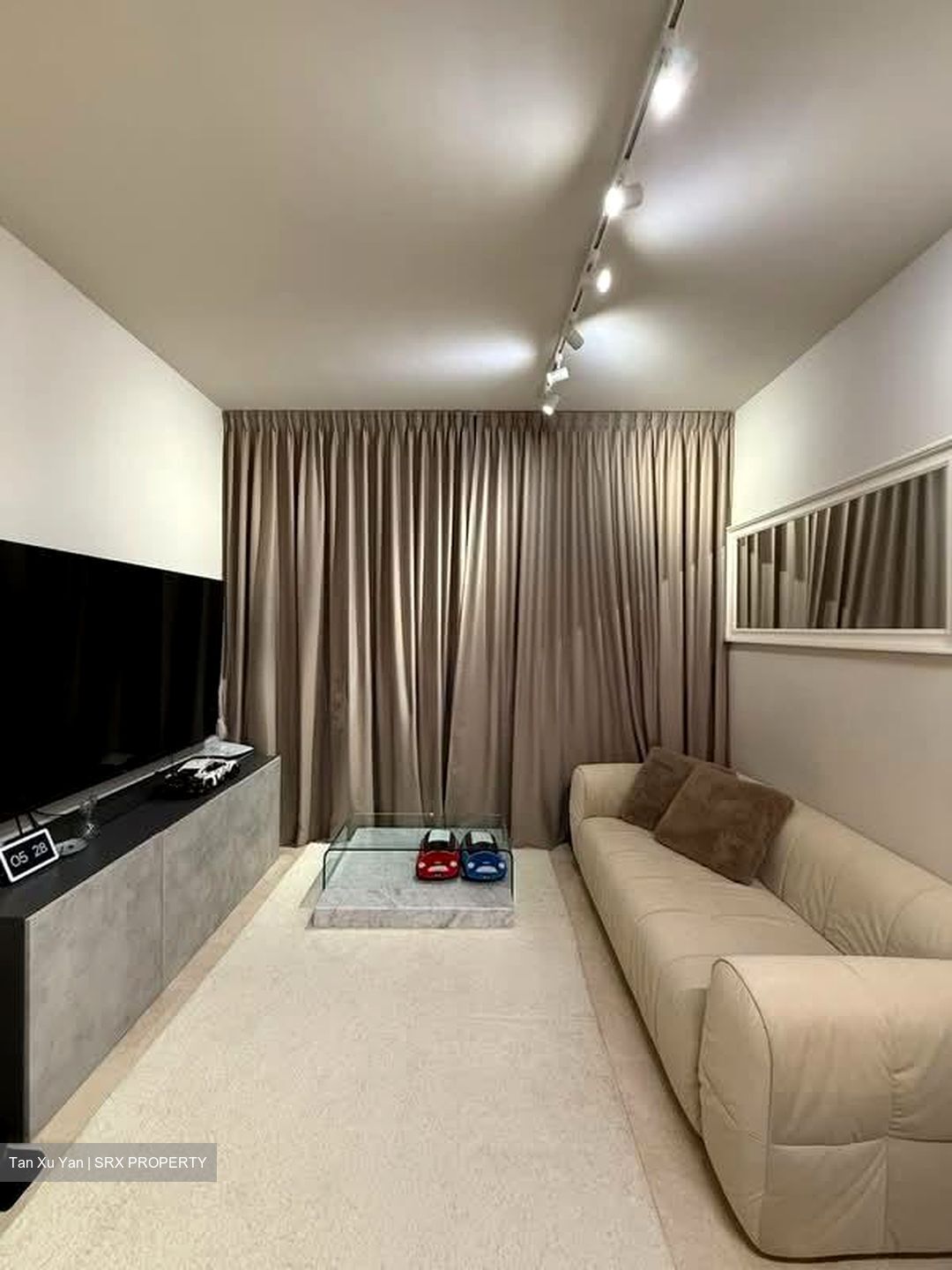 Urban Residences (D19), Apartment #574398441